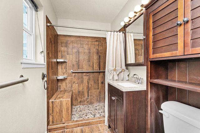 10067 White Rock Road, Conroe, TX 77306