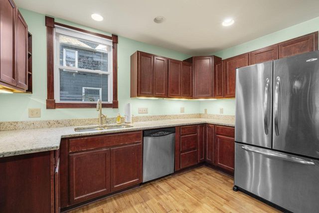 513 N 31st STREET, Milwaukee, WI 53208