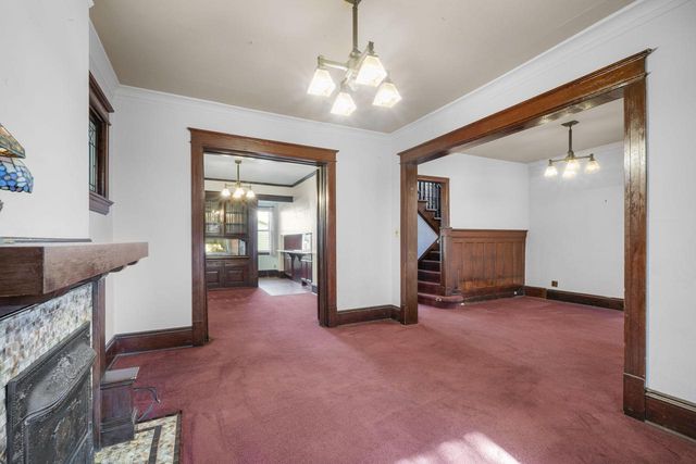 513 N 31st STREET, Milwaukee, WI 53208