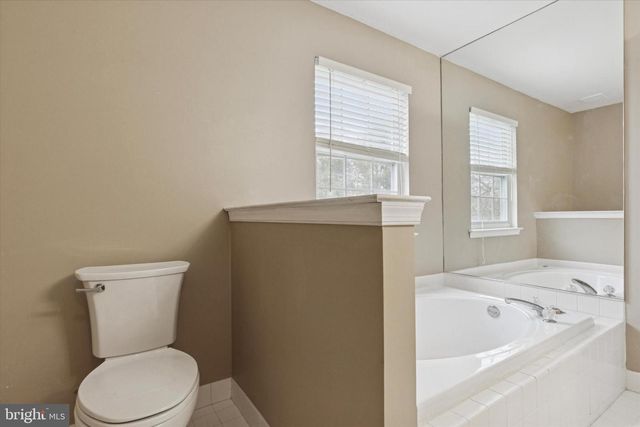 1468 SWEETBRIAR DR, Jamison, PA 18929