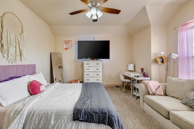 5713 Tawakoni Drive, Denton, TX 76226