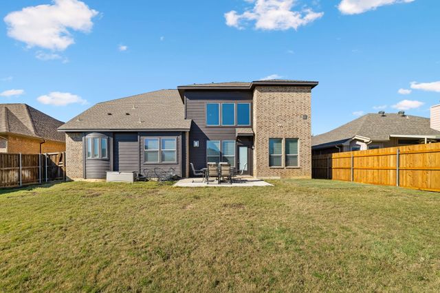 5713 Tawakoni Drive, Denton, TX 76226