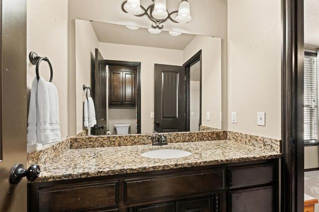 19540 Talavera Lane, Edmond, OK 73012
