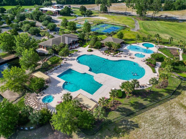 1867 Wood Stork Dr., Conway, SC 29526