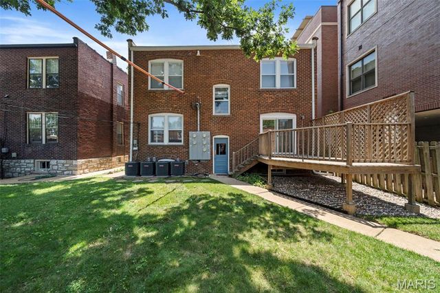 6431 Clayton Road, Clayton, MO 63117