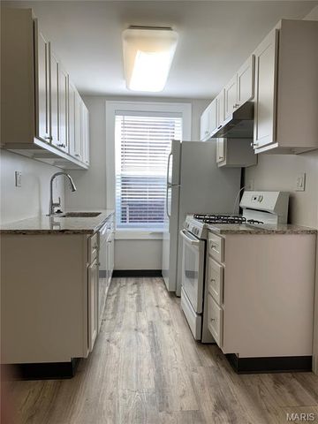 6431 Clayton Road, Clayton, MO 63117