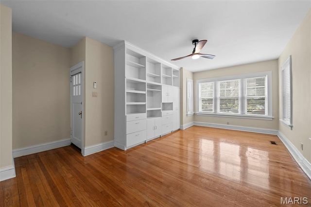 6431 Clayton Road, Clayton, MO 63117