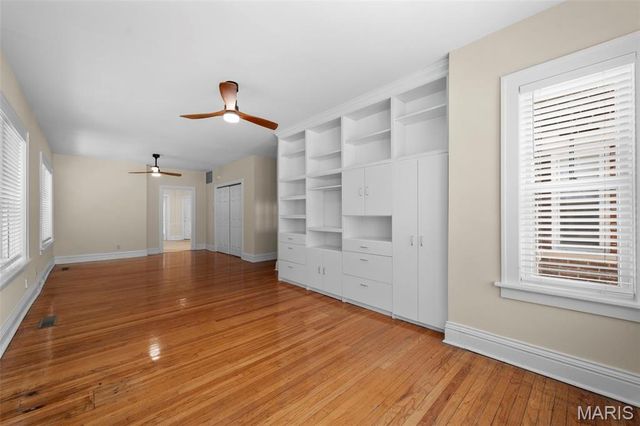 6431 Clayton Road, Clayton, MO 63117