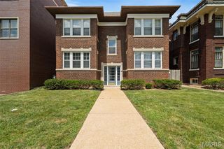 6431 Clayton Road, Clayton, MO 63117