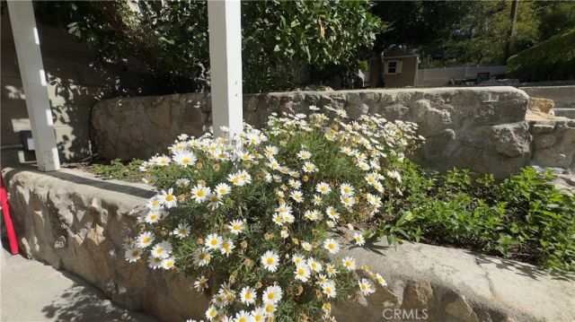 2385 Utley Road, La Crescenta, CA 91214