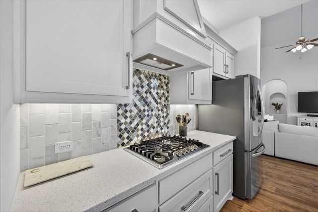 11900 Tanager Lane, Cross Roads, TX 76227