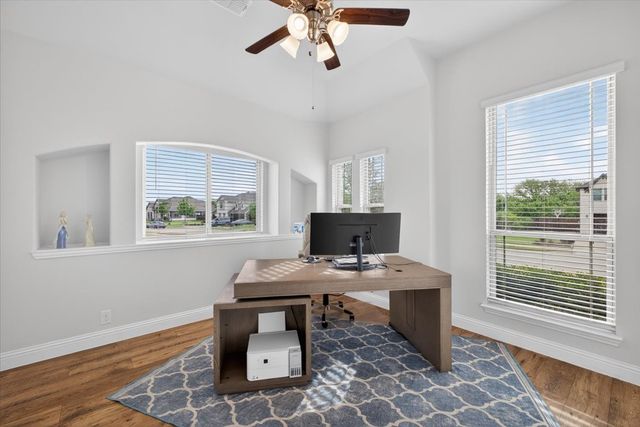 11900 Tanager Lane, Cross Roads, TX 76227