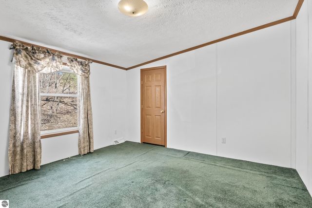 11153 Center Road, Traverse City, MI 49686