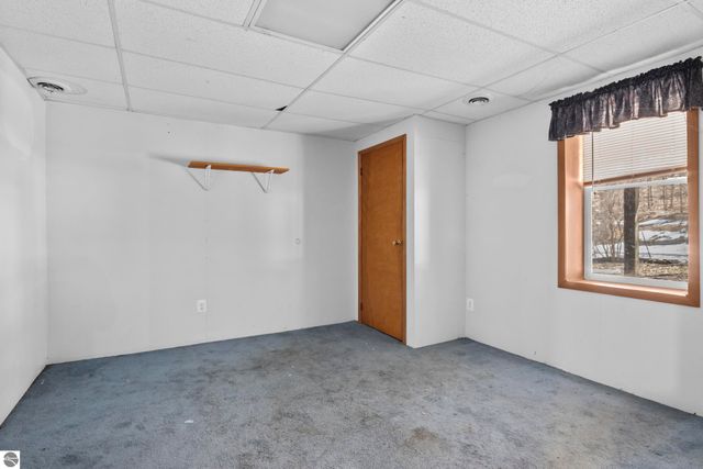 11153 Center Road, Traverse City, MI 49686