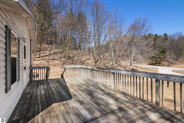 11153 Center Road, Traverse City, MI 49686