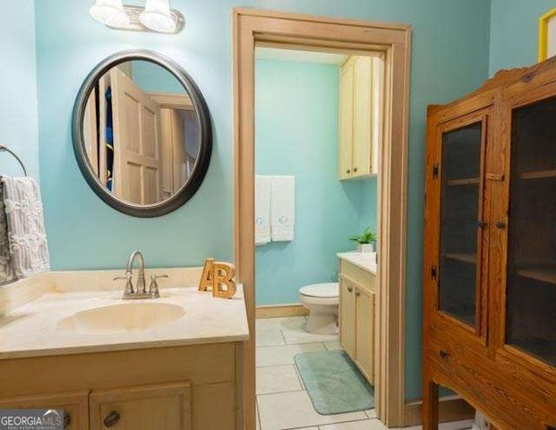 225 Meadowlark Lane, Fitzgerald, GA 31750