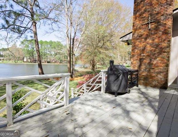 225 Meadowlark Lane, Fitzgerald, GA 31750