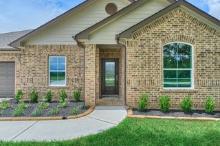 10477 Valley Drive N, Willis, TX 77318