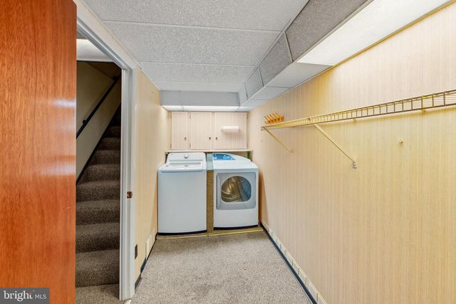 211 SPRUCE ST, Blackwood, NJ 08012