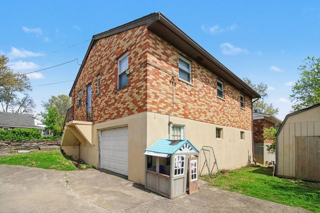 20 Dorothy Drive, Highland Heights, KY 41076