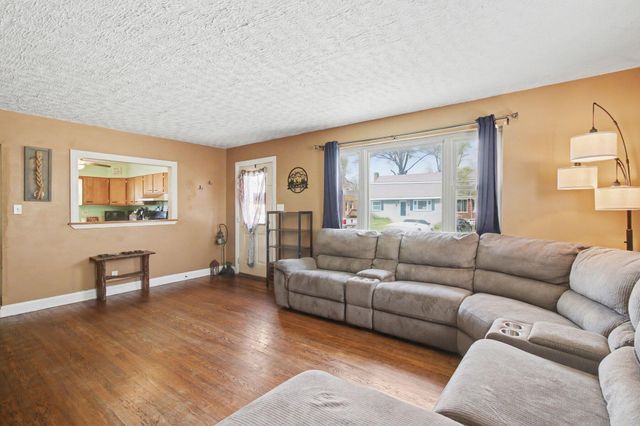 20 Dorothy Drive, Highland Heights, KY 41076