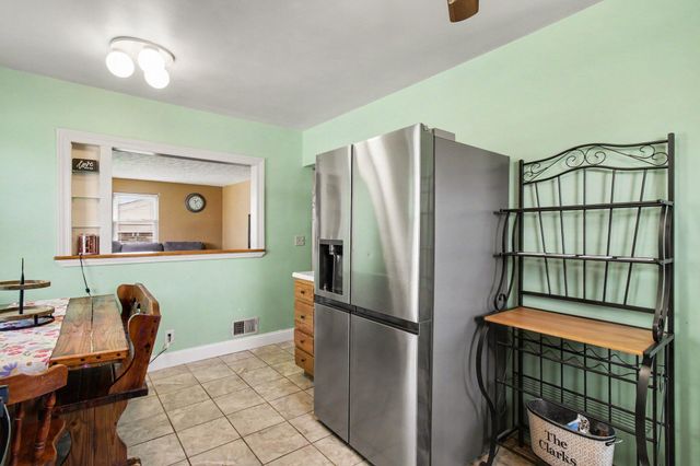20 Dorothy Drive, Highland Heights, KY 41076