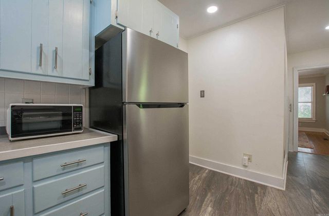 3318 N Poplar Street, North Little Rock, AR 72116