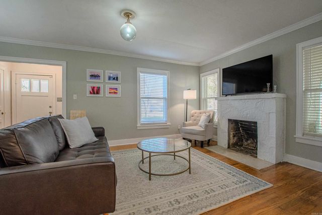 3318 N Poplar Street, North Little Rock, AR 72116