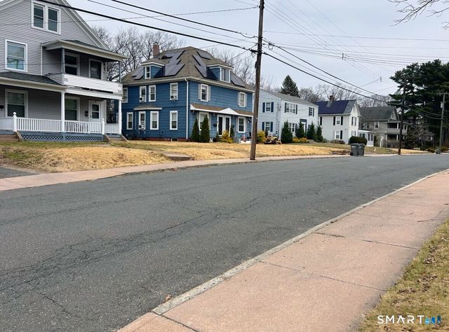 76 Bigelow Street, Manchester, CT 06040