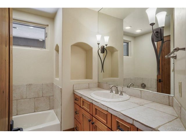 4890 Broadlake Vw, Colorado Springs, CO 80906