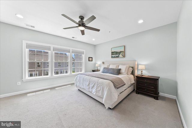 855 STONECLIFFE RD, Malvern, PA 19355