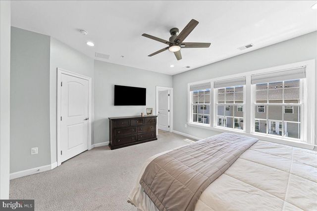 855 STONECLIFFE RD, Malvern, PA 19355