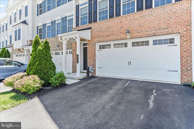 855 STONECLIFFE RD, Malvern, PA 19355