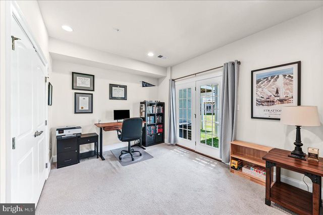 855 STONECLIFFE RD, Malvern, PA 19355