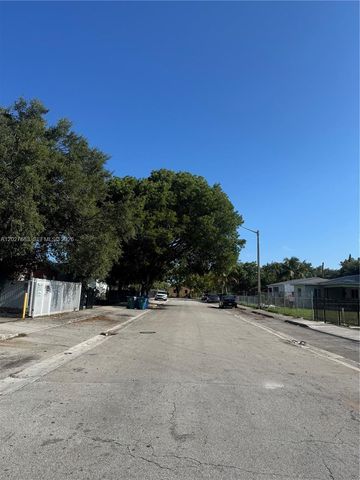 6800 NW 2 CT, Miami, FL 33150