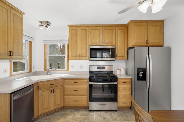 15 Circle Drive, Circle Pines, MN 55014