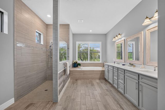 11536 Jeannine Street, Palm Beach Gardens, FL 33412