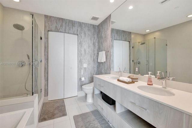 501 NE 31st St PH4302, Miami, FL 33137