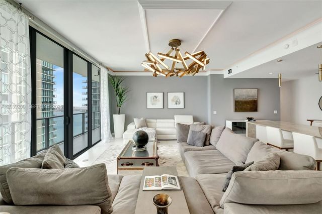 501 NE 31st St PH4302, Miami, FL 33137
