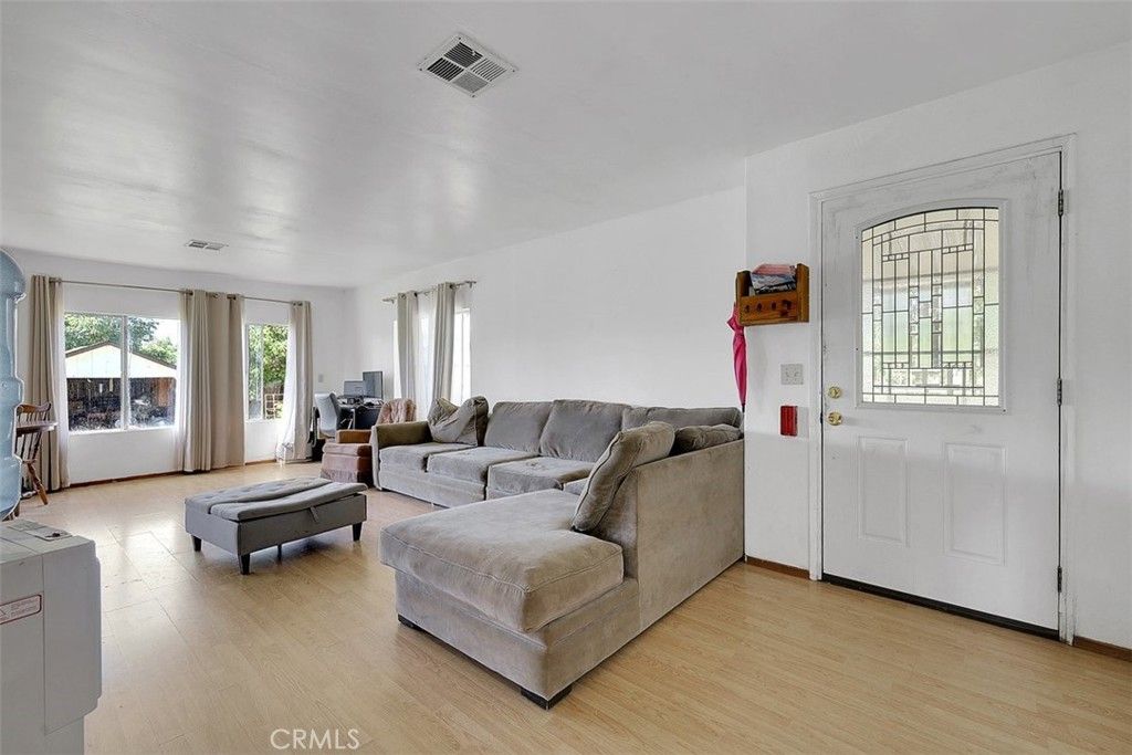 Image 24 of property listing at 1122 French, Gridley, CA 95948