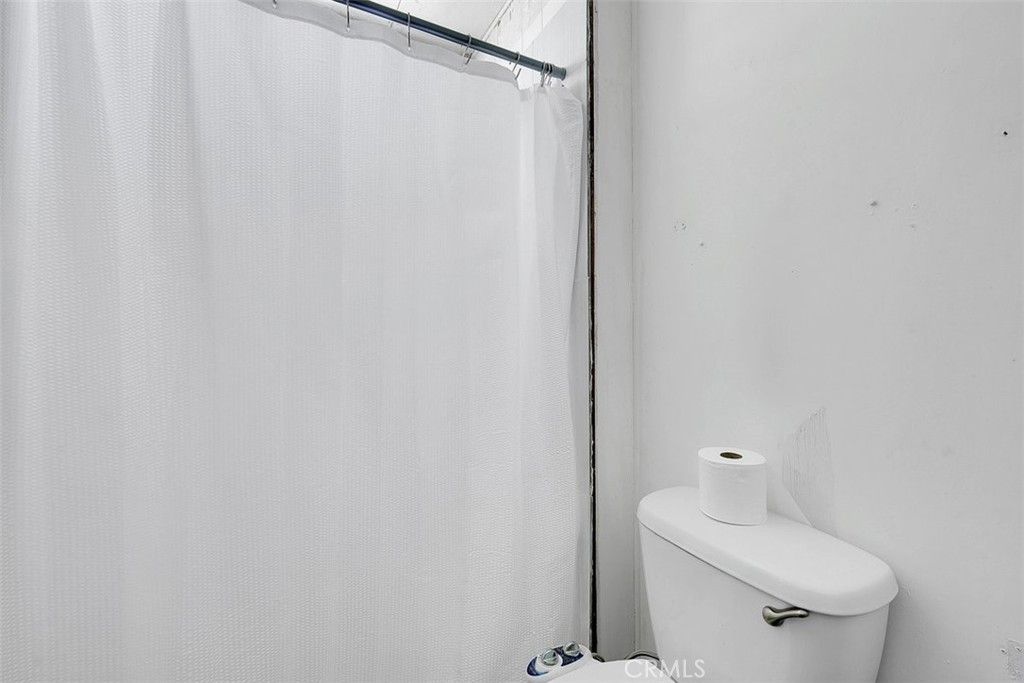 Image 31 of property listing at 1122 French, Gridley, CA 95948