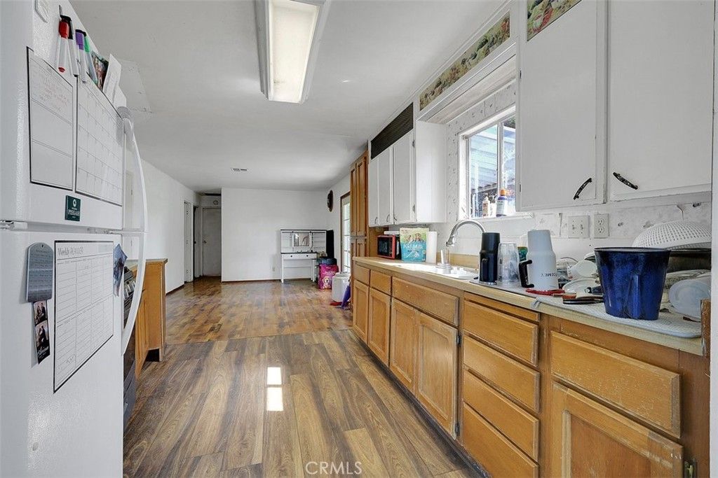 Image 8 of property listing at 1122 French, Gridley, CA 95948