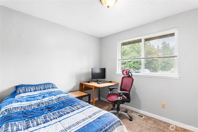 5325 79th Court SW, Olympia, WA 98512