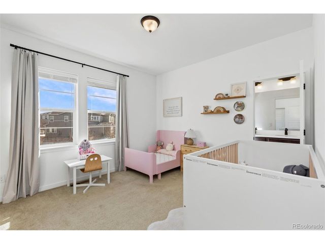 190 Starlight Cir, Erie, CO 80516