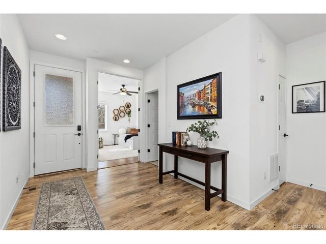 190 Starlight Cir, Erie, CO 80516