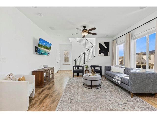 190 Starlight Cir, Erie, CO 80516