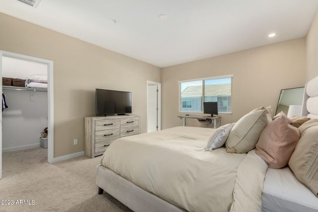 2268 W LAURIE Lane, Phoenix, AZ 85021