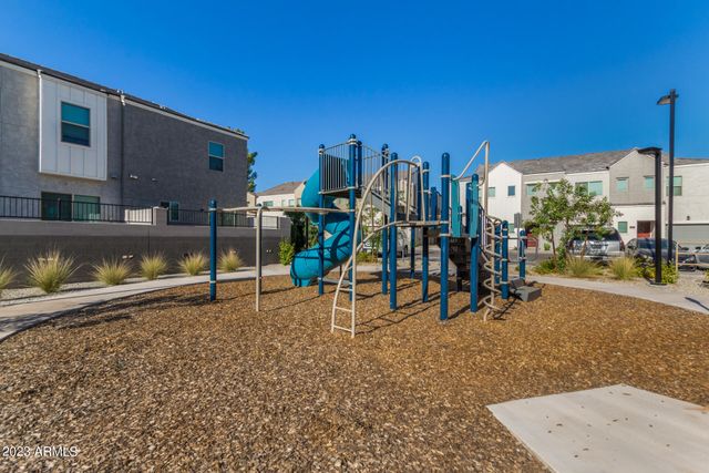 2268 W LAURIE Lane, Phoenix, AZ 85021