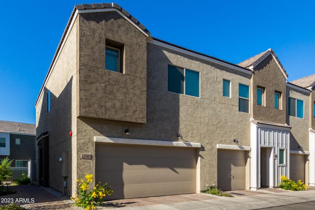2268 W LAURIE Lane, Phoenix, AZ 85021