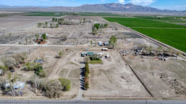 20 Penrose Lane, Yerington, NV 89447